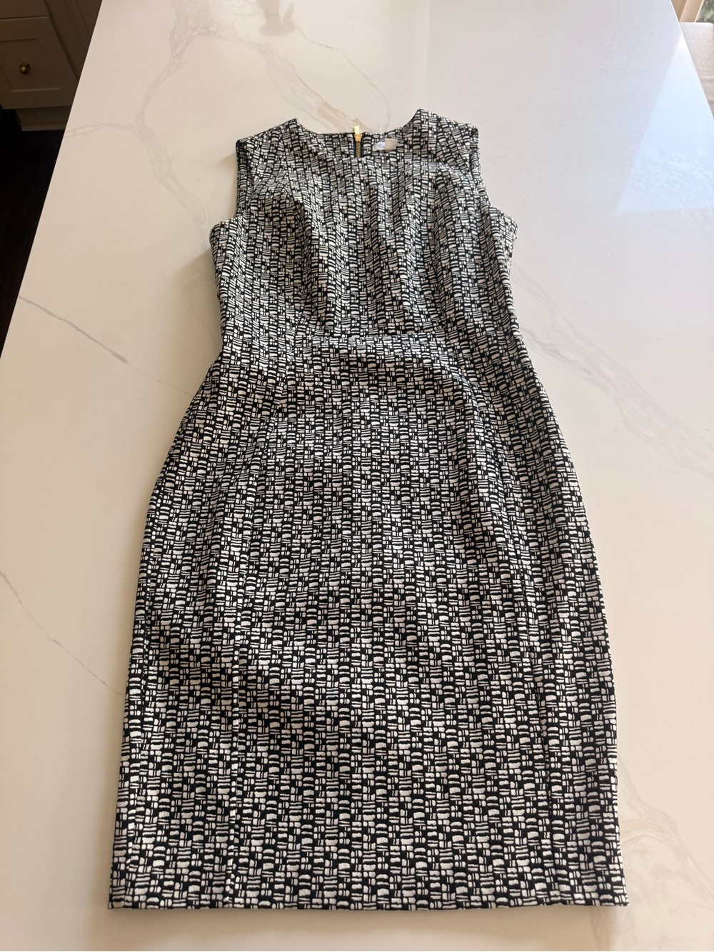 Calvin Klein Sleeveless Black and White Patterned Dress
